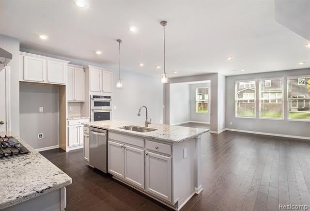 4759 Glenora Drive – photo 4