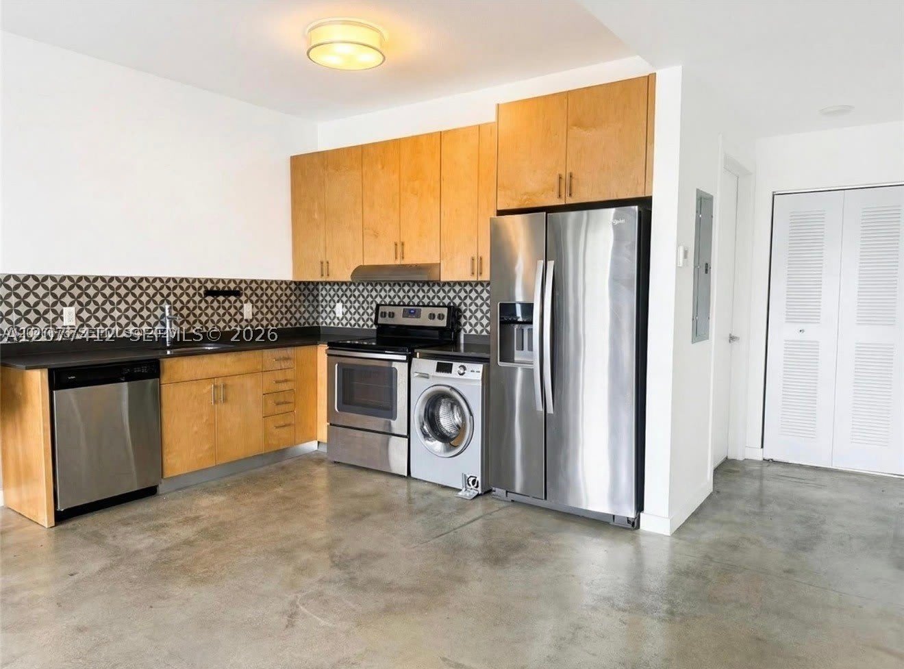765 NW 1st St – photo 4