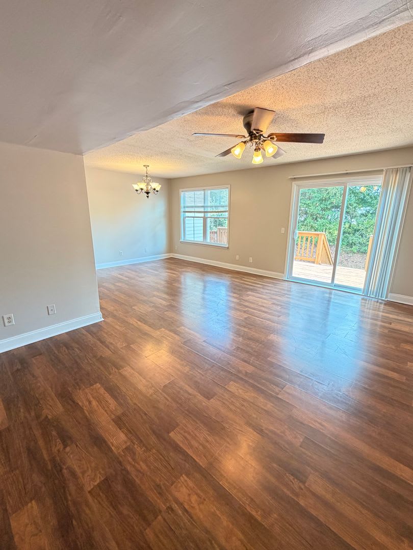 For Rent – photo 5