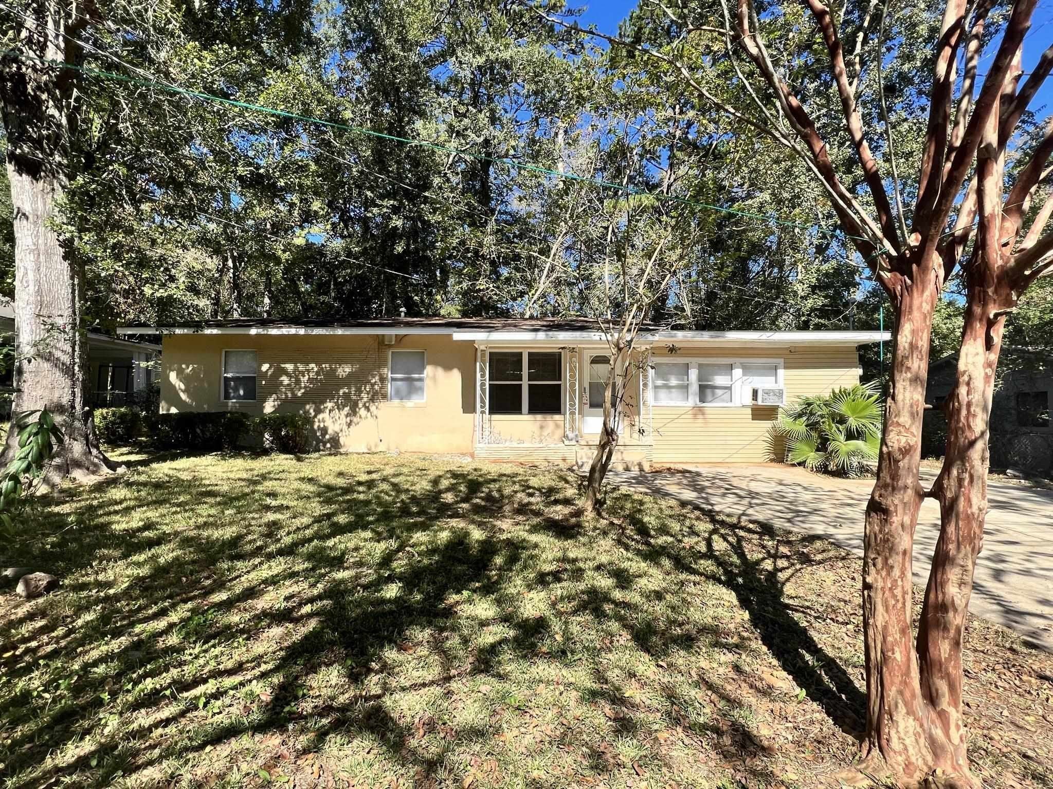 3422 Miami Drive – photo 1