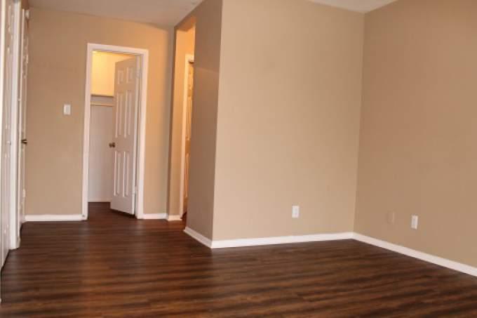 1500 W William Cannon Dr, #110 – photo 1