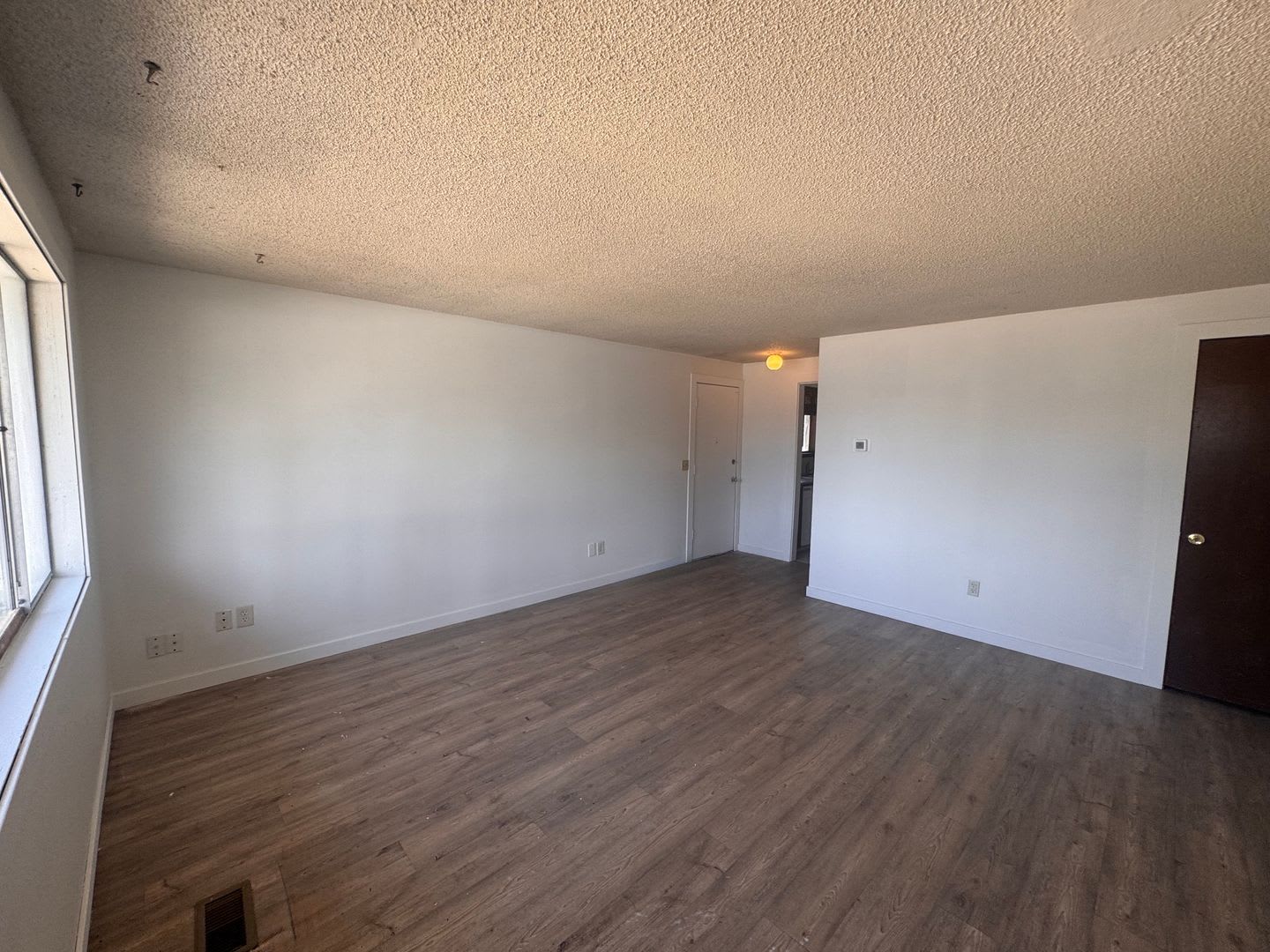 Welcoming 3 Bed, 1 Bath Home in Spokane *SPECIAL: $500 OFF!* – photo 3