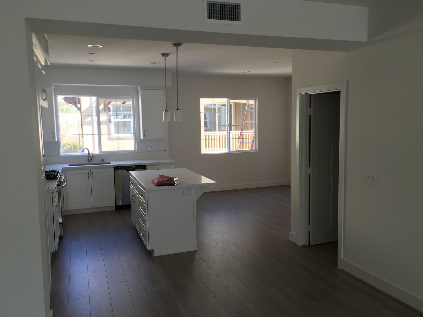 Beautiful 4 bedroom, 3.5 bathroom home in San Luis Obispo! – photo 1
