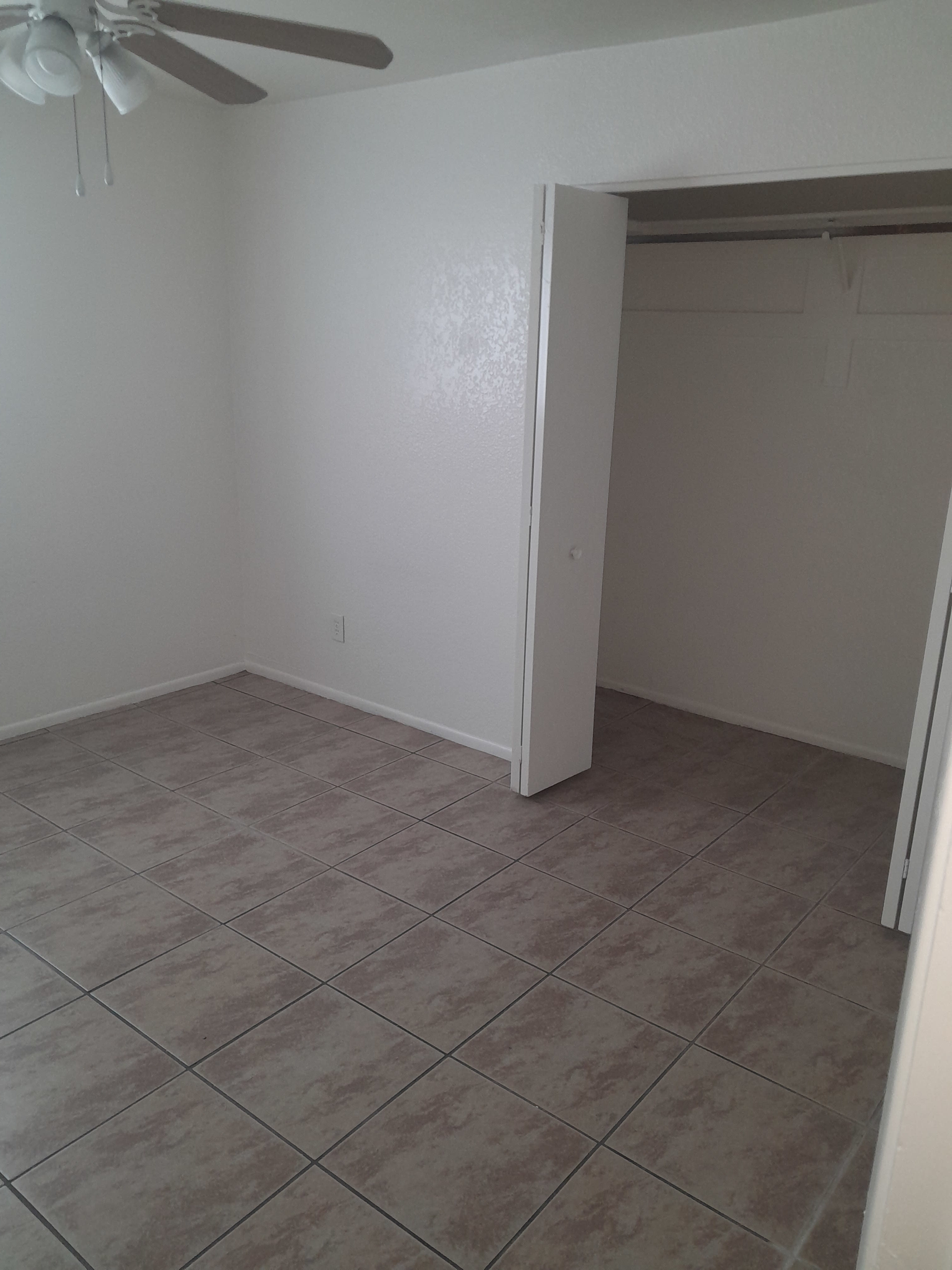 2240 West Belmont Avenue – photo 2