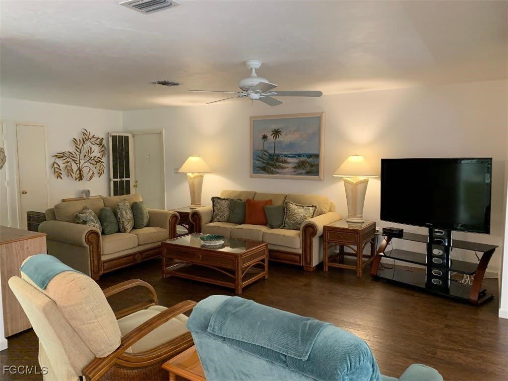 1739 Golf Club Drive – photo 2