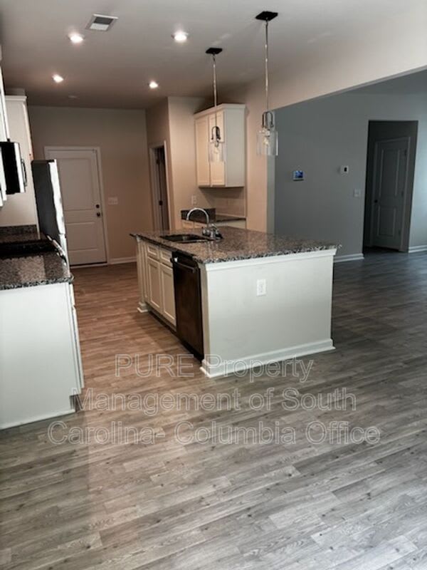 1155 Cresent Moon Loop – photo 3