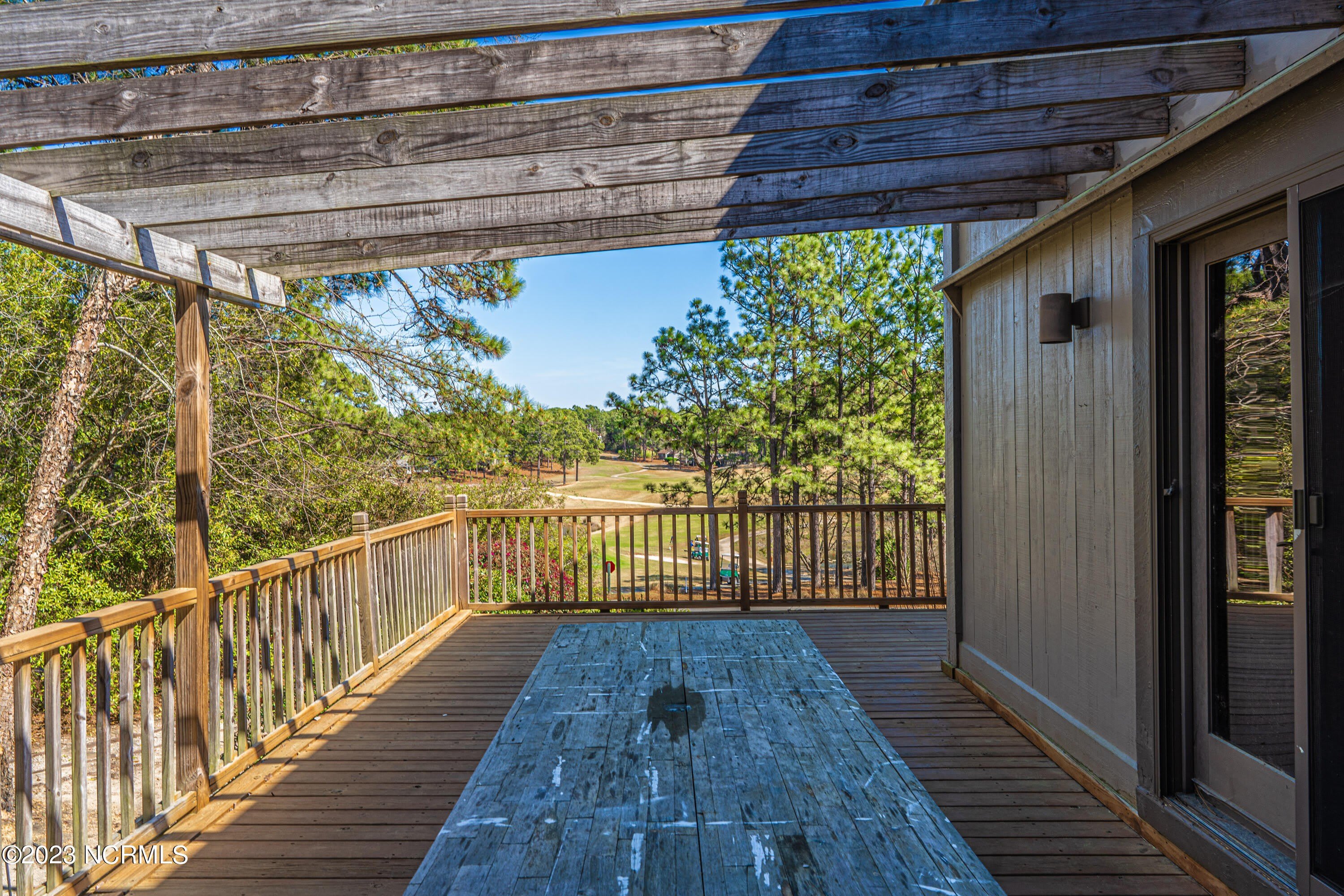 19 Shenecossett Lane – photo 4