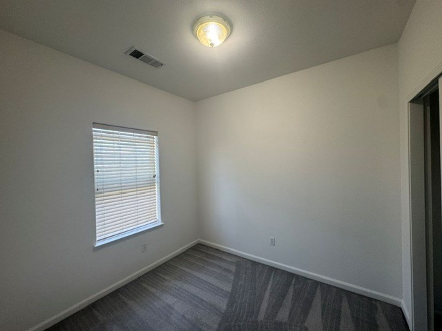 <b> Three Bedroom near Wildcreek Golf Course<br><br> – photo 5