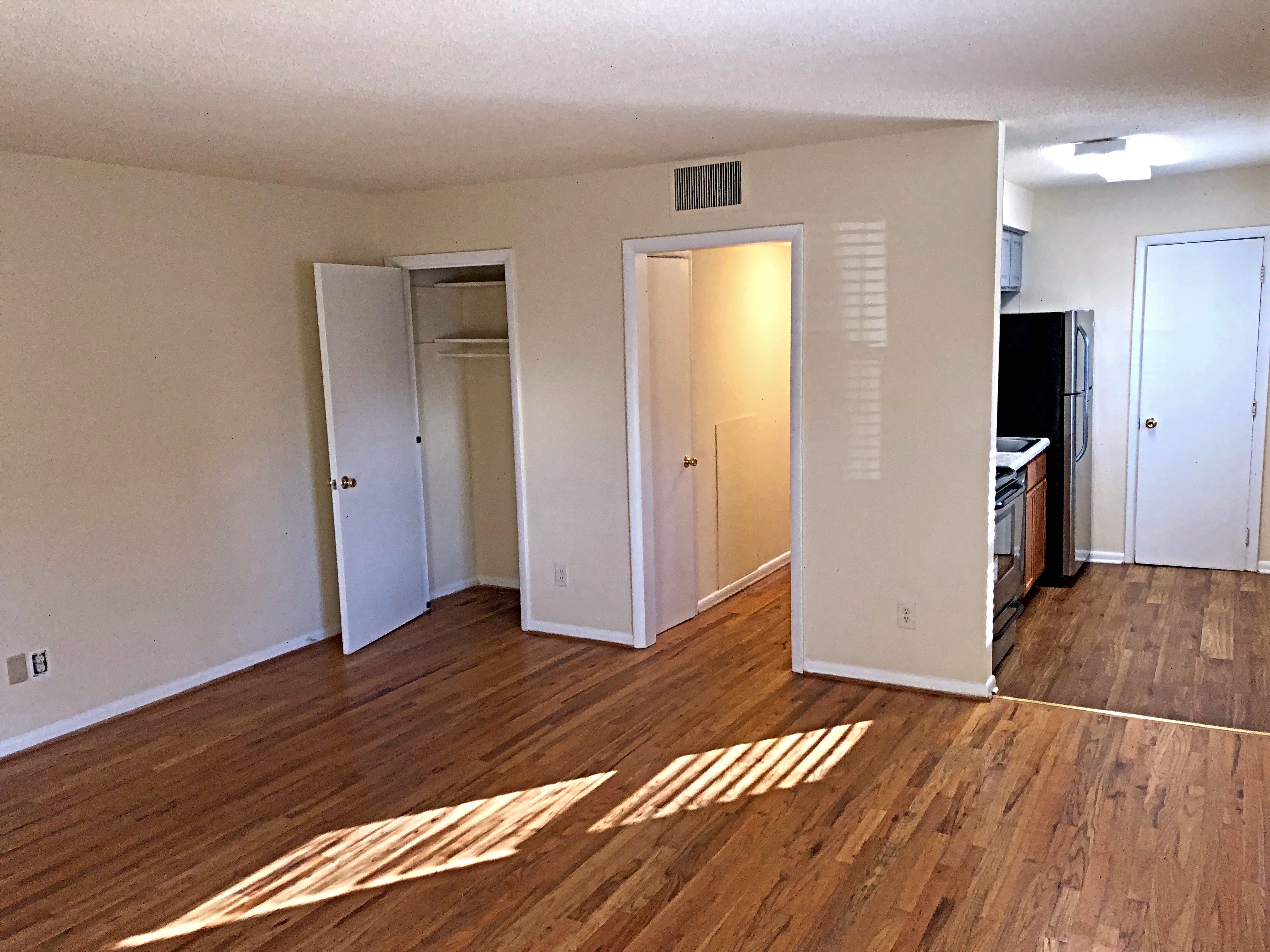 Moses Court – photo 2