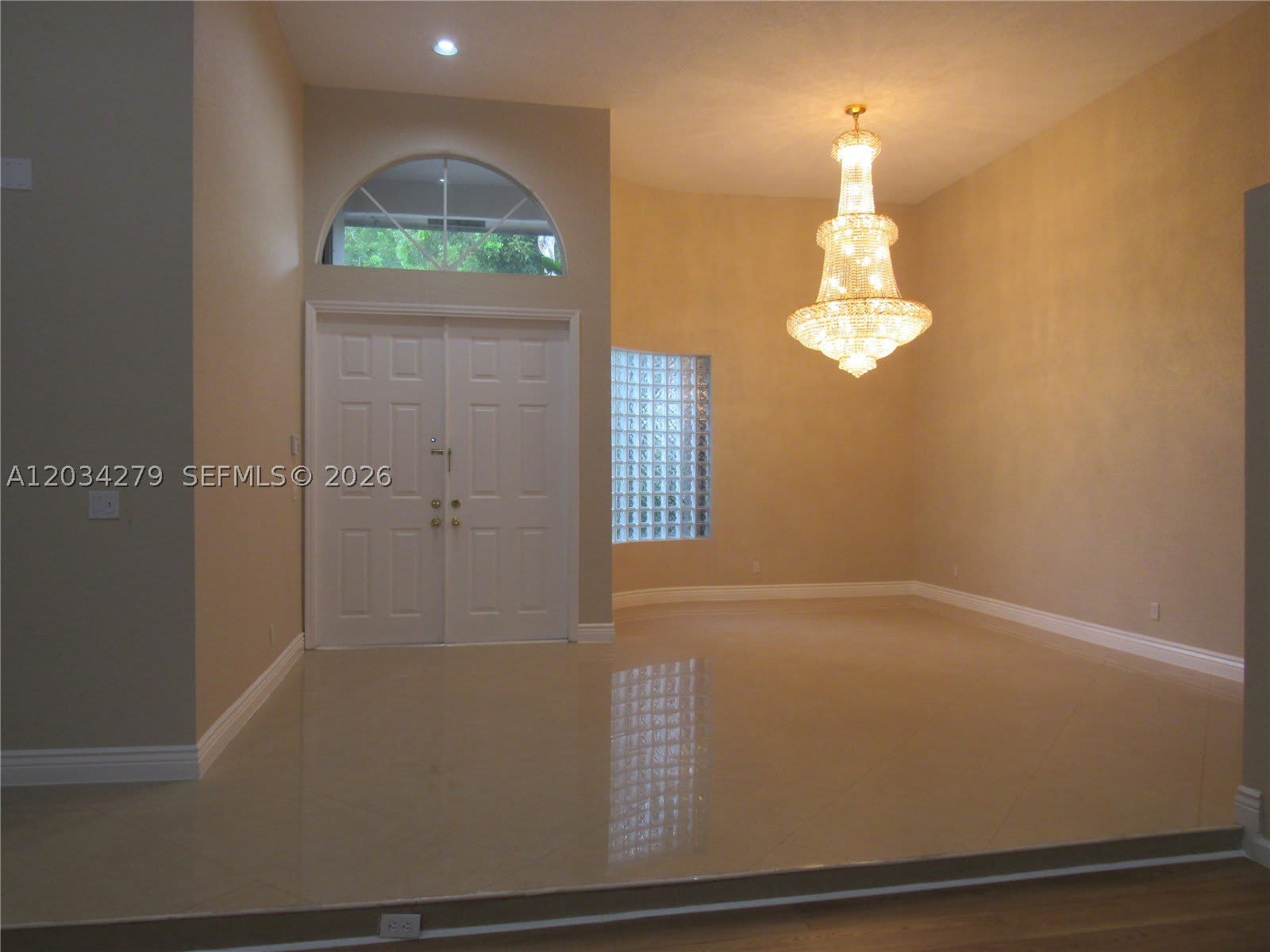 10255 Guatemala St – photo 2