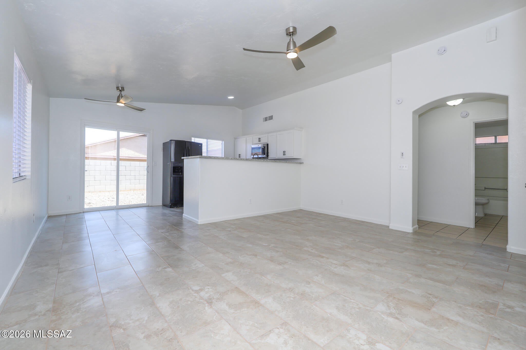 8873 E Rose Tree Drive – photo 2