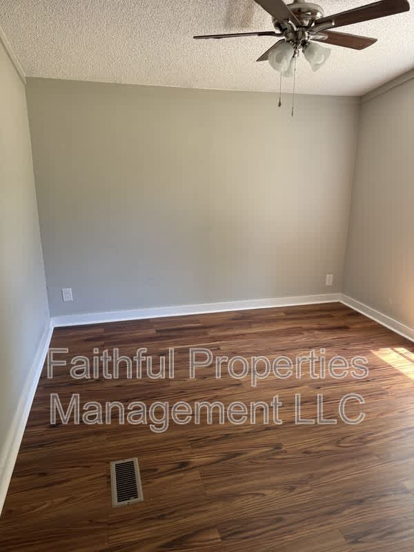 6101 CR 210 – photo 5