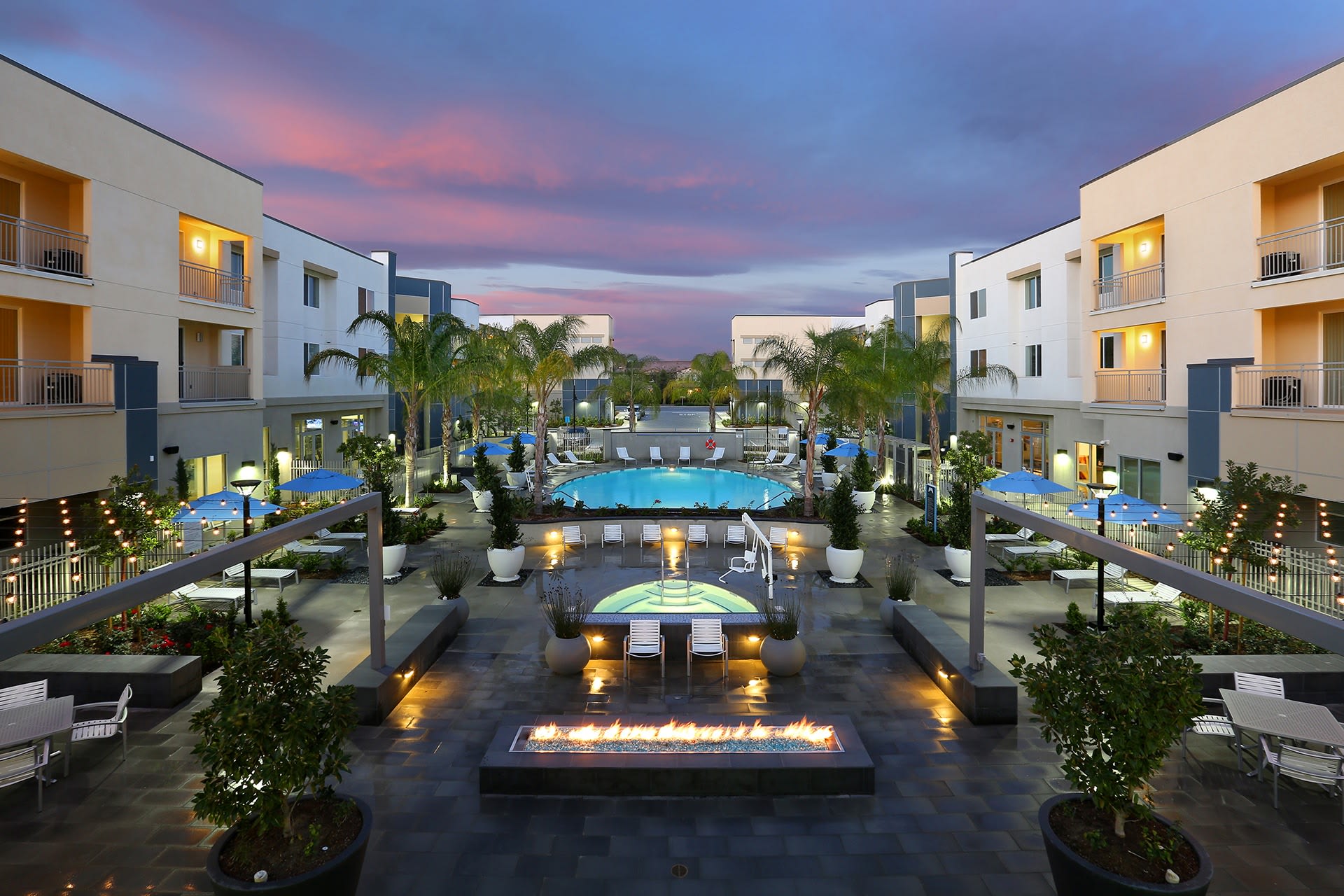 Mosaic Apartments – photo 1