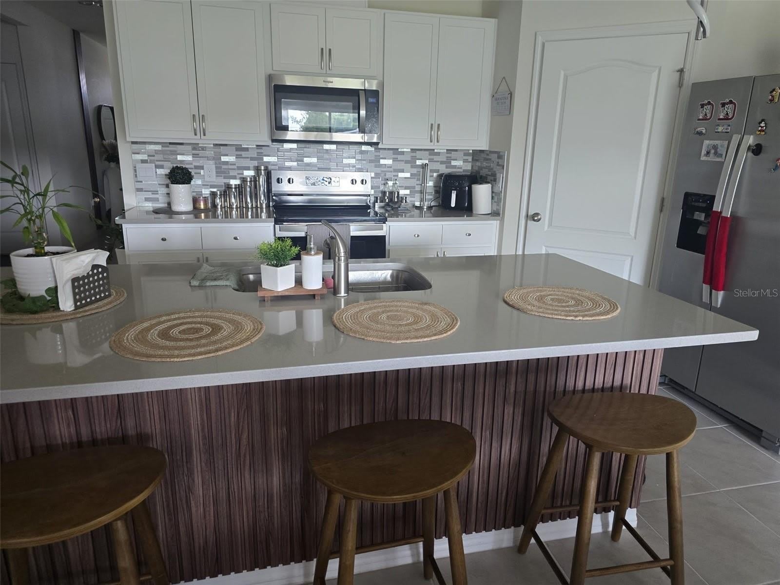 3045 TOBAGO Drive – photo 2