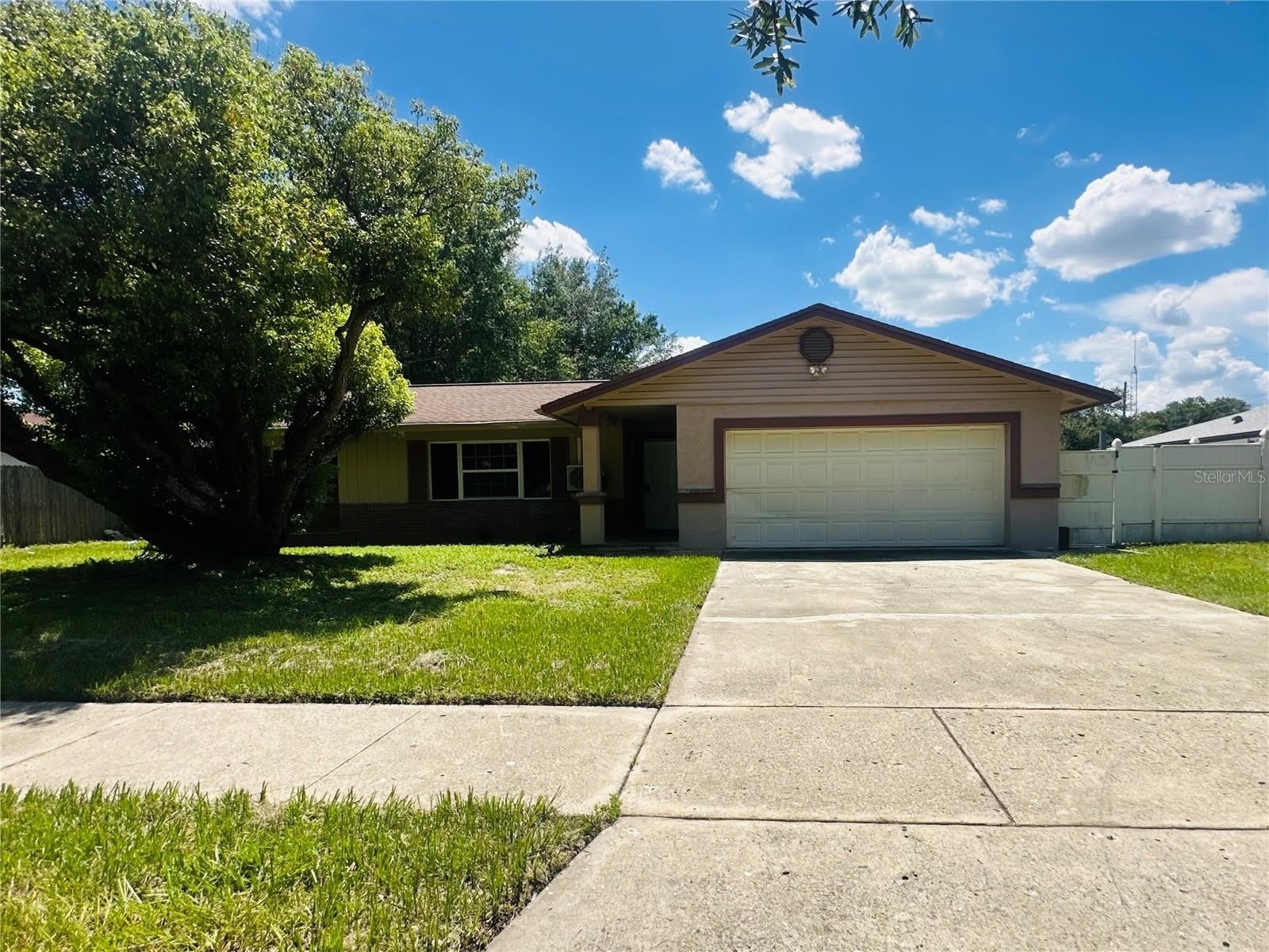 5354 Lanyard Court – photo 1