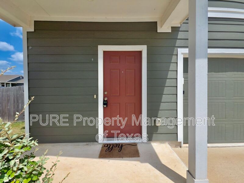 301 Freshwater Drive – photo 2