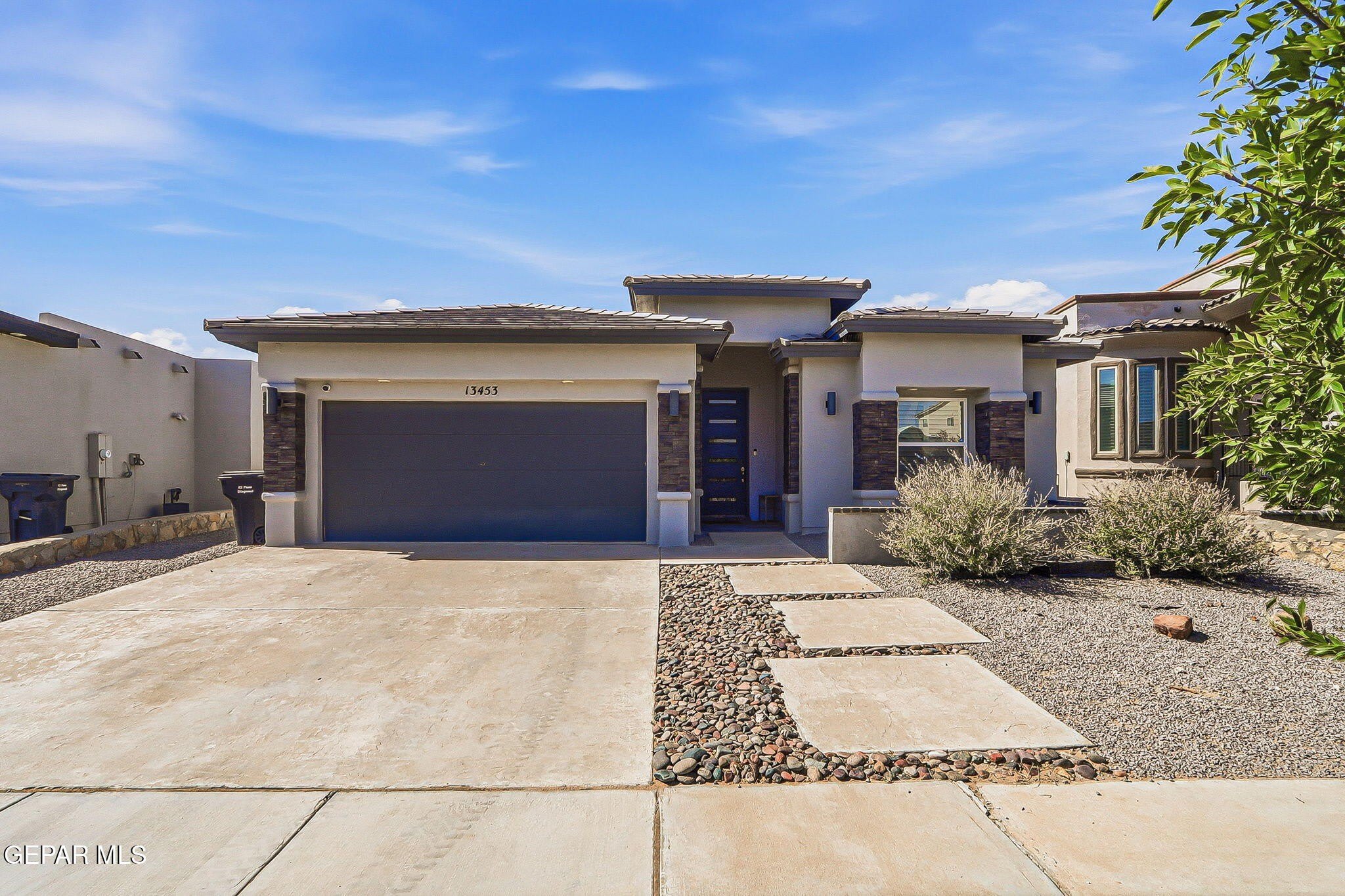 13453 COLDHAM Street – photo 1