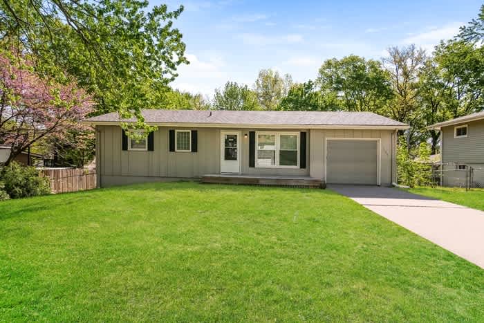 1105 South Prairie Street – photo 1