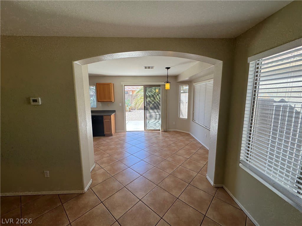 4951 Lunetto Avenue – photo 4