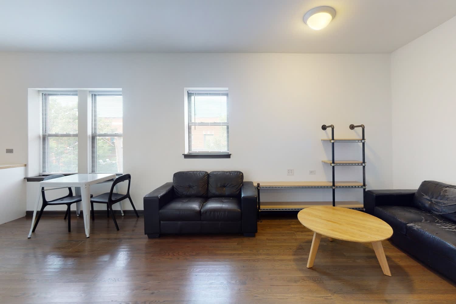5300 S Drexel – photo 3