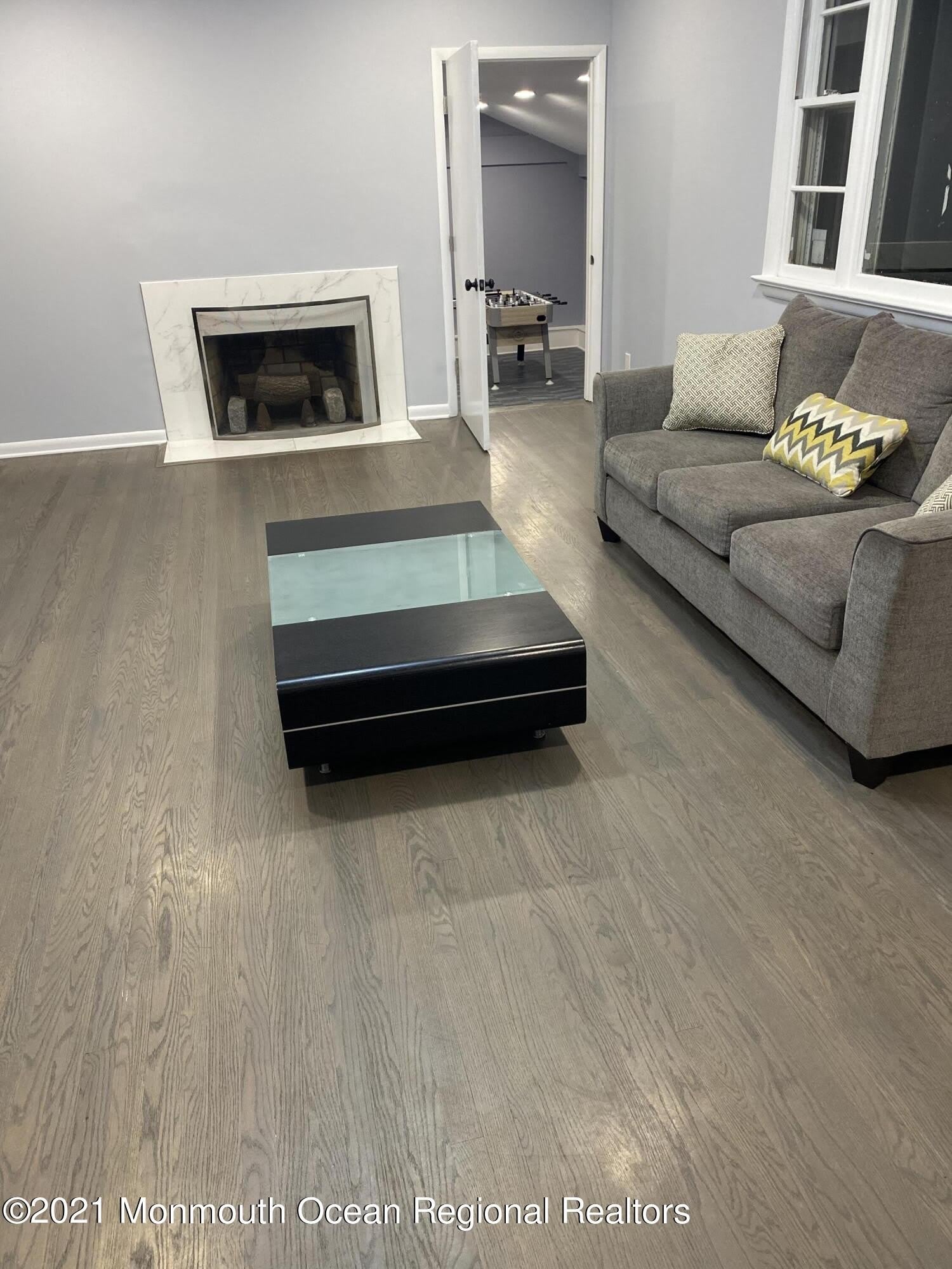 274 Hollywood Avenue – photo 4