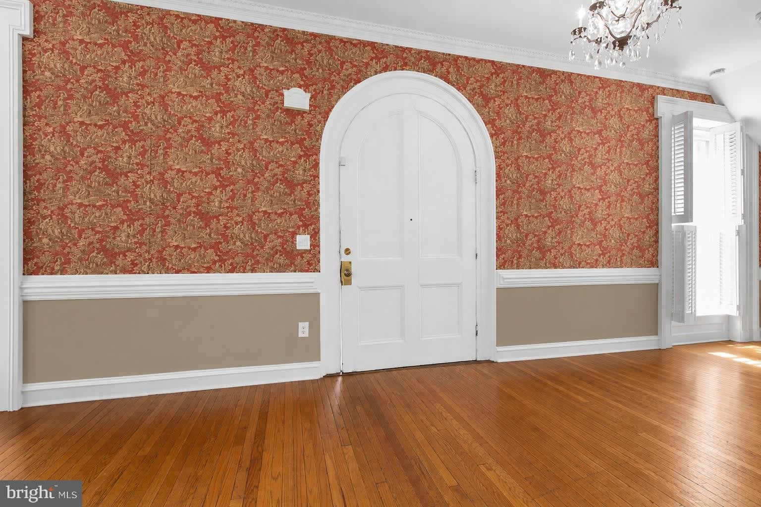 401 HANOVER Street – photo 3