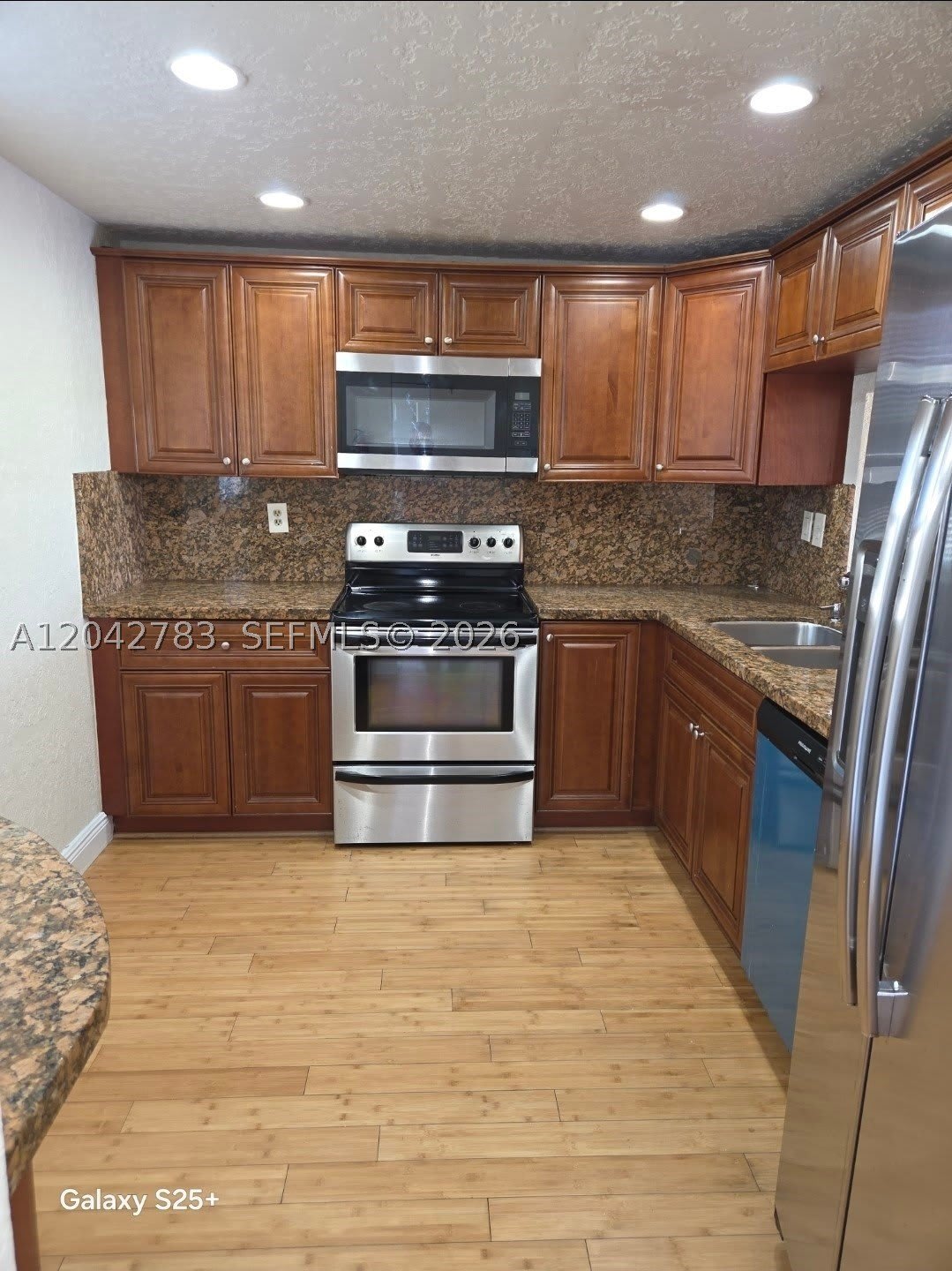 1800 SW 81st Ave – photo 3