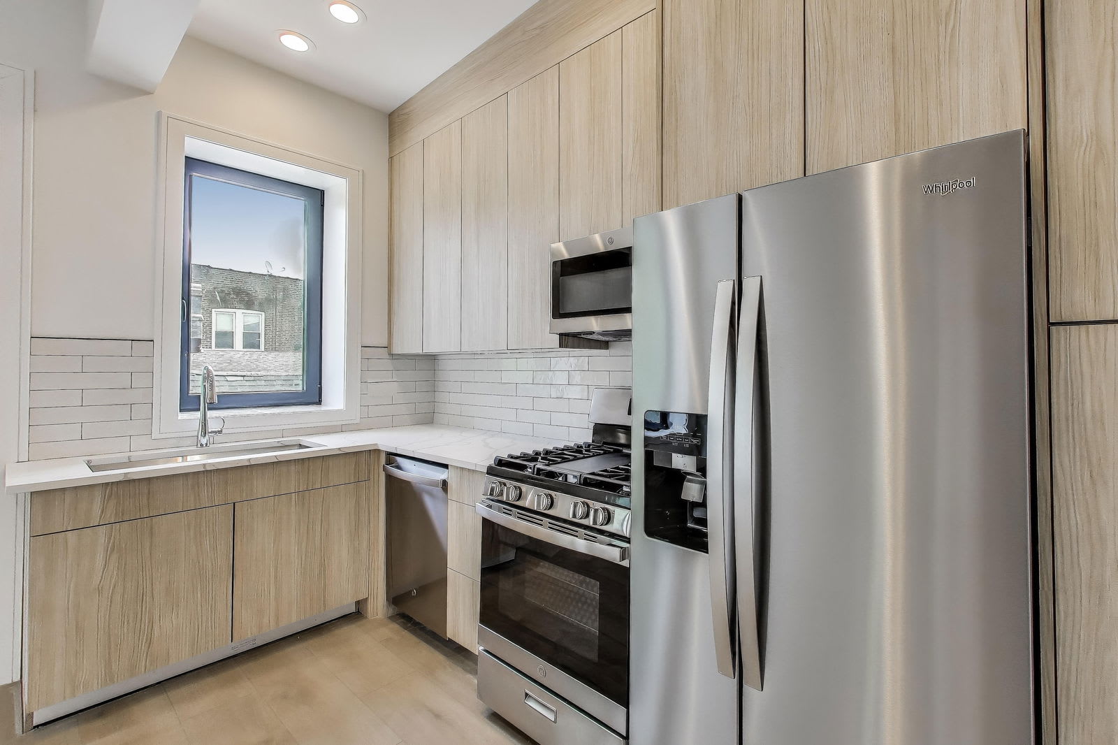 2023 North Drake Avenue – photo 3