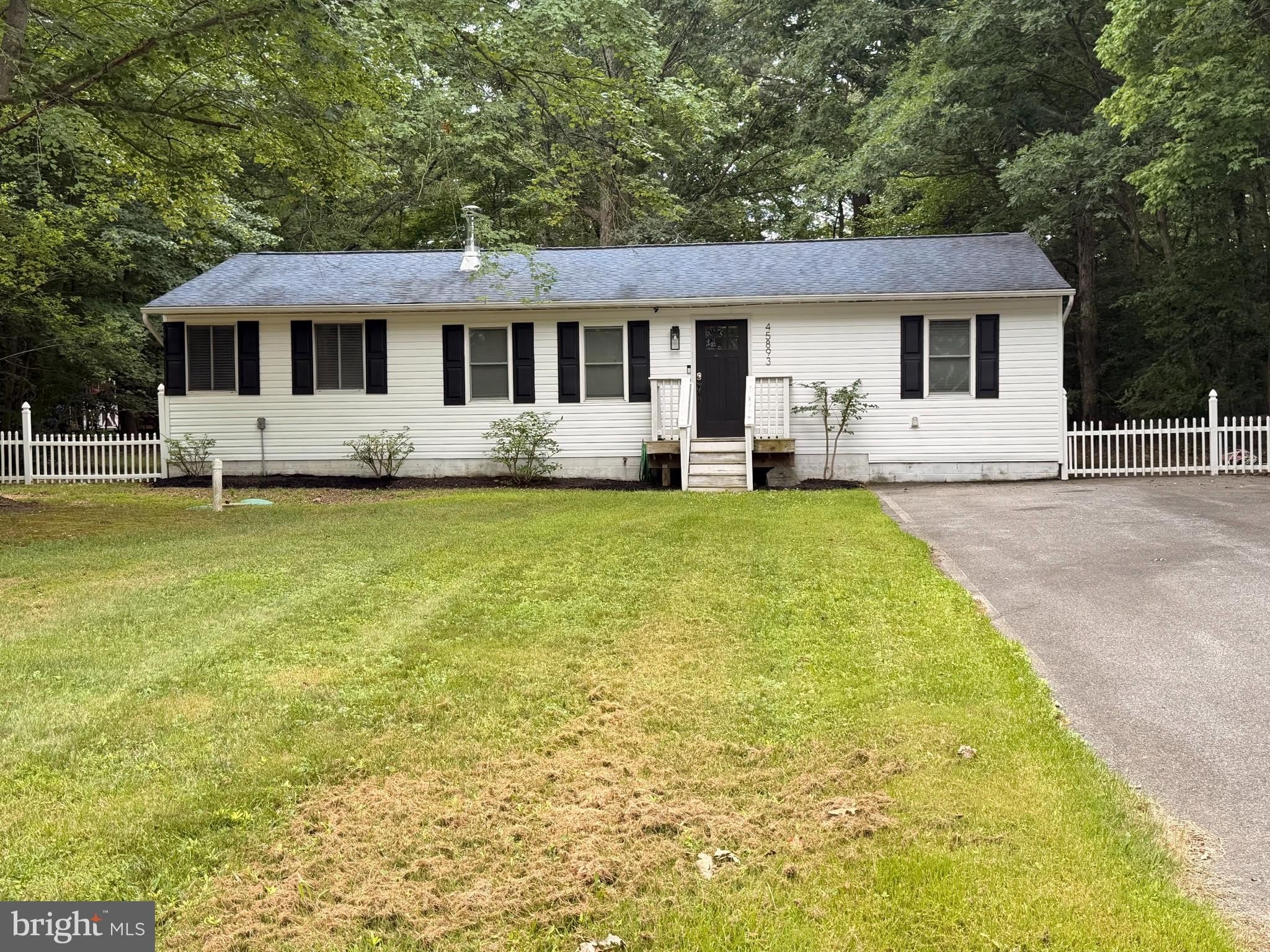45893 GUENTHER Drive – photo 1