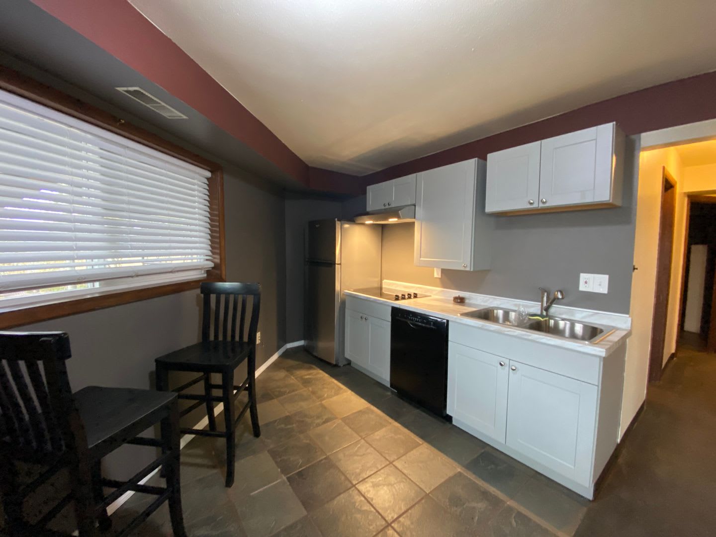 2 Bedroom 1 Bath In The Dalles With Columbia River Views – photo 5