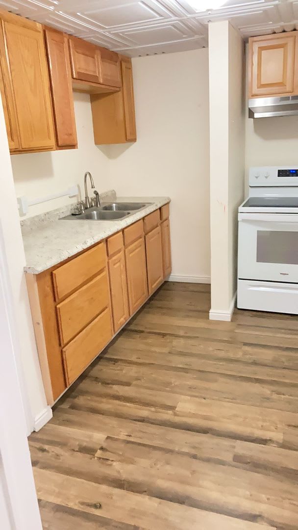 Basement Unit With All Utilities Included! – photo 5