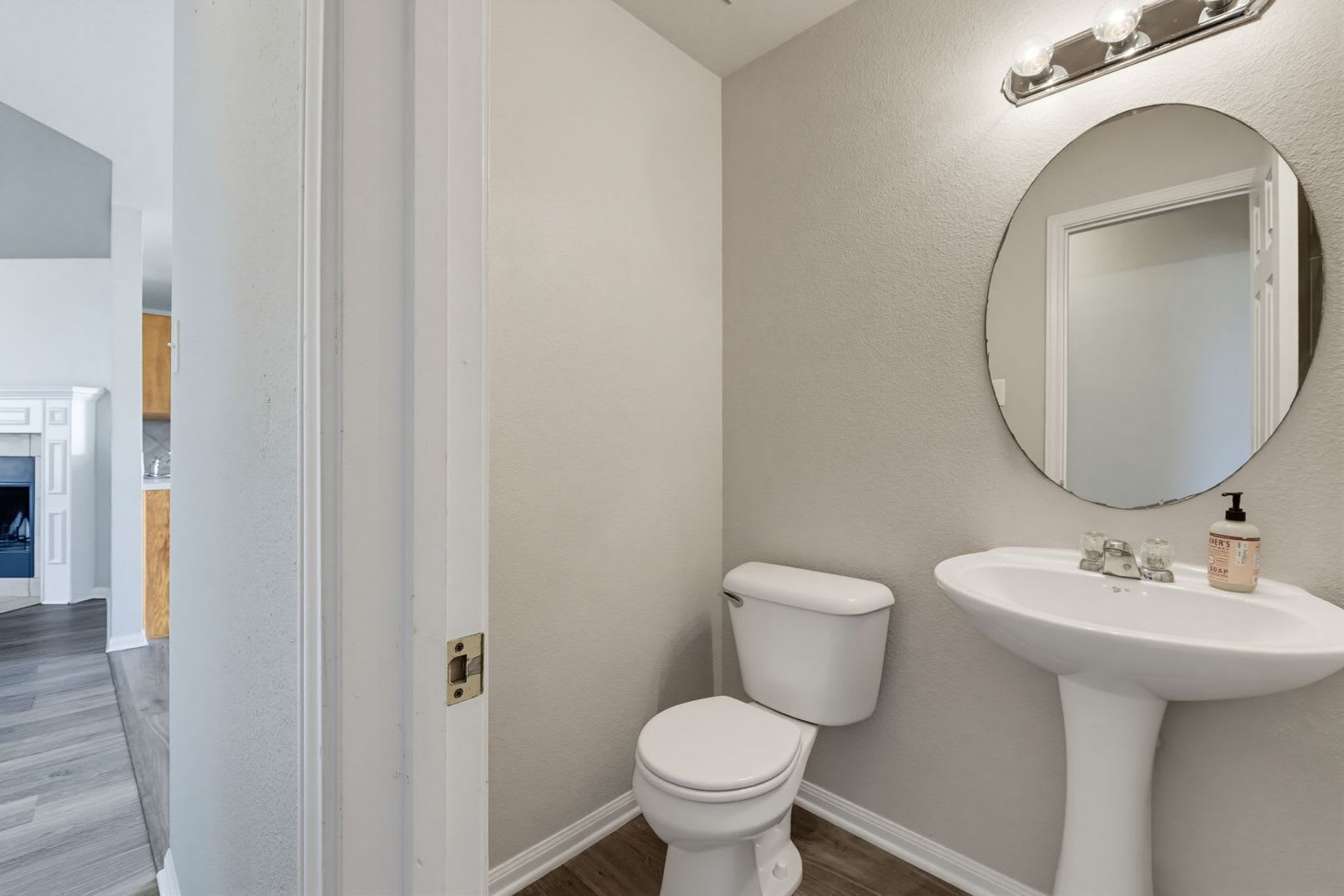 Spacious 4-Bedroom Home in The Highlands at Saegert Ranch – photo 5