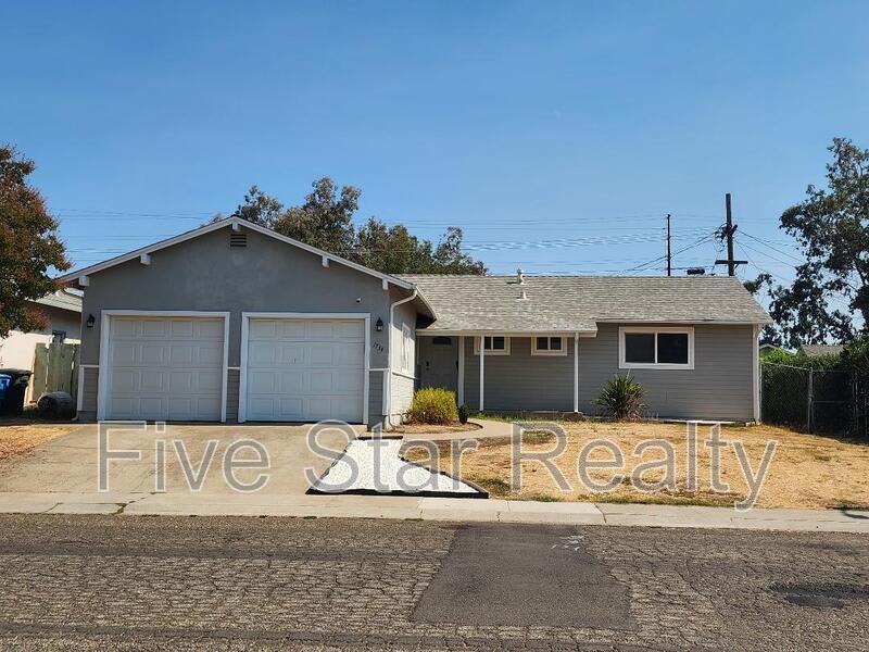 1734 HARRIS STREET – photo 1