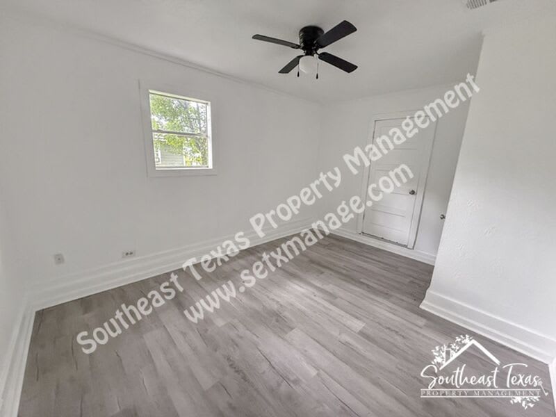 2325 Butler Drive – photo 5
