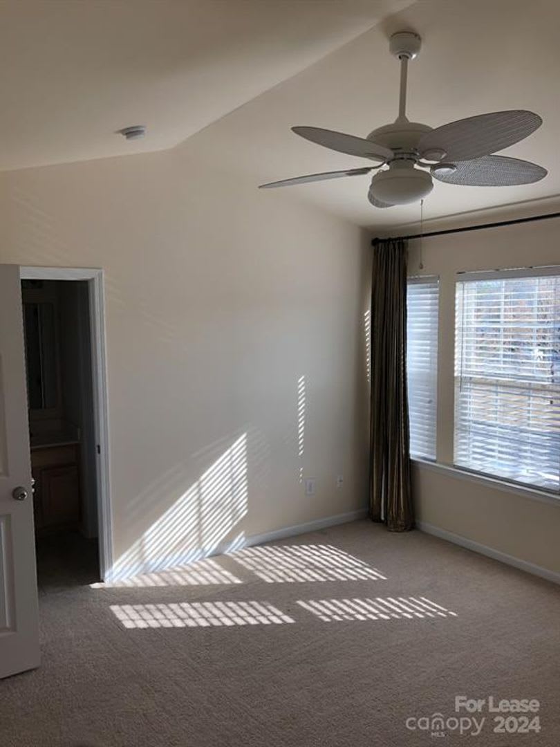 11138 Derryrush Drive – photo 3