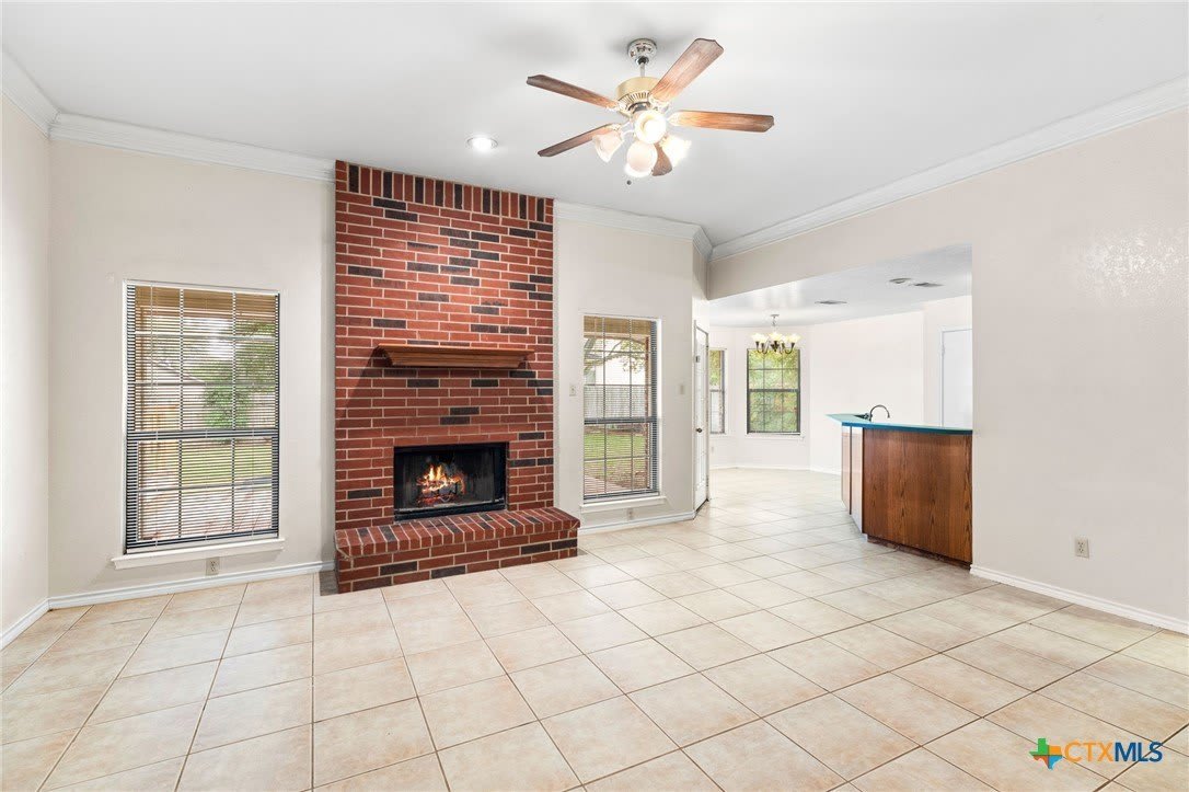 1502 Oak Knoll Lane – photo 3