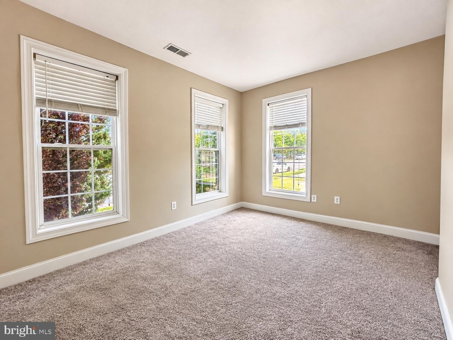 2261 POTOMAC CLUB PARKWAY – photo 3
