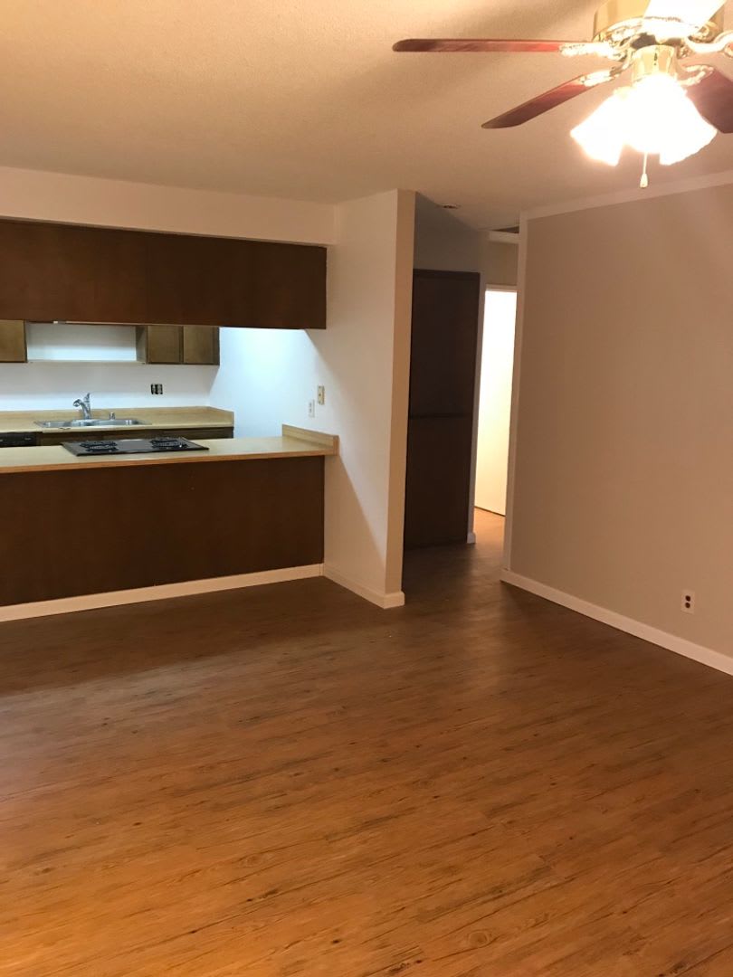 Fair Oaks 2bd/2ba Duplex with Garage – photo 4