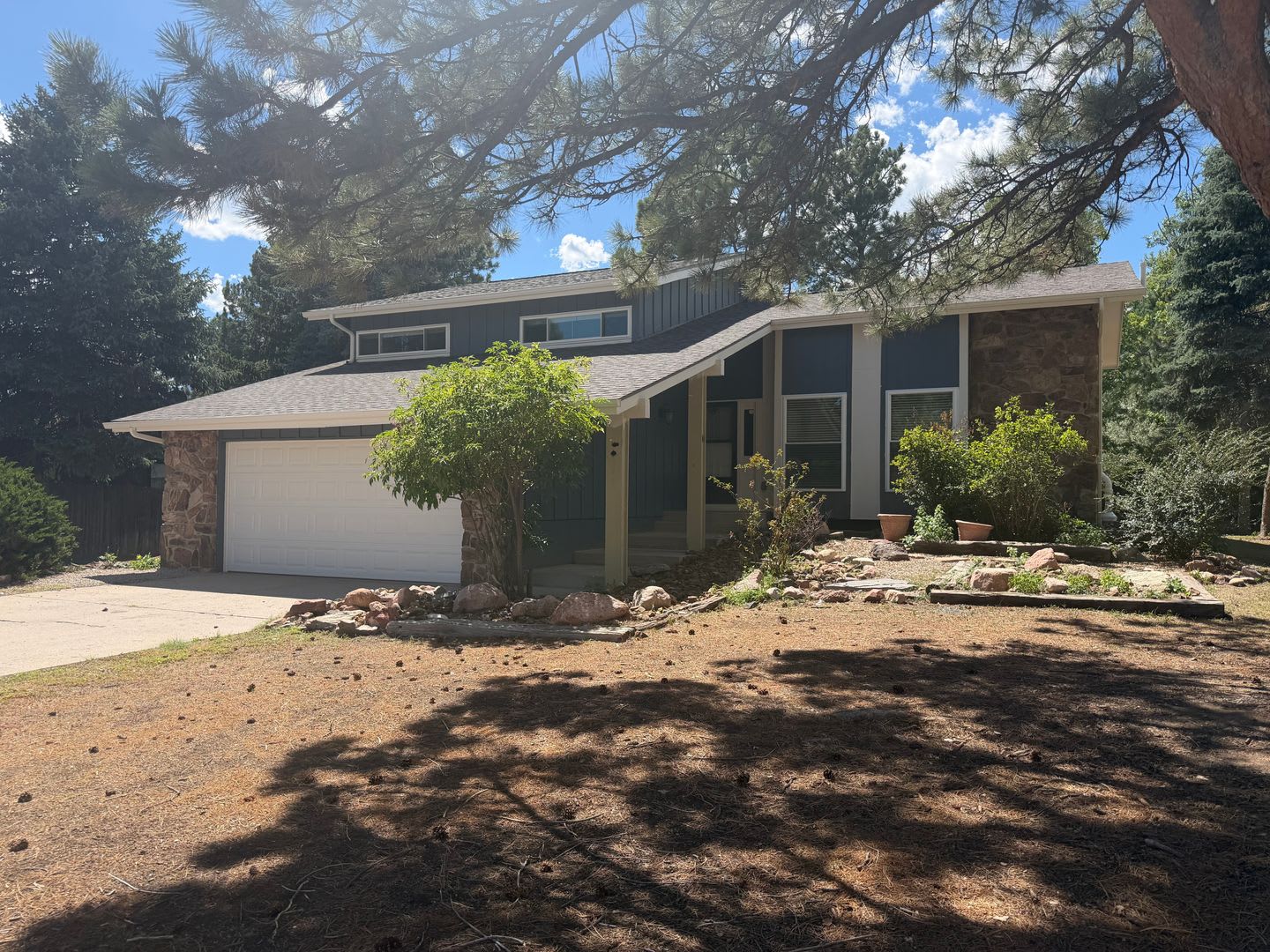 Quiet 5 Bed, 3 Bath Home in 80904 – photo 1