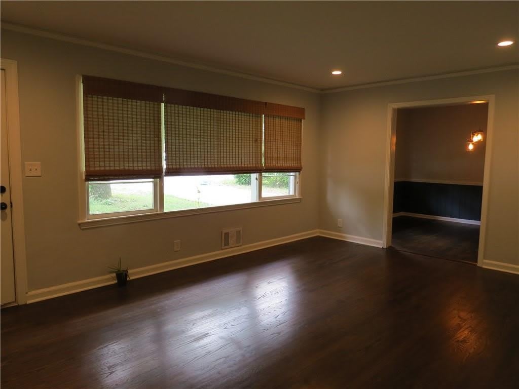 1570 Van Epps Street SE – photo 3
