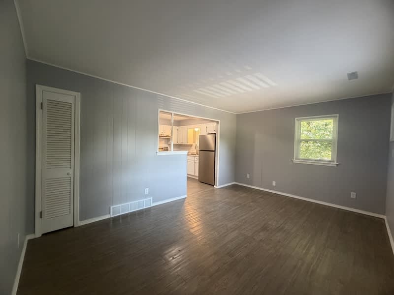 906 East Frederick Street – photo 4