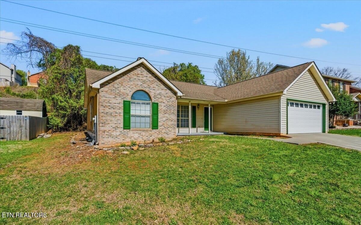 8765 Brucewood Lane – photo 2