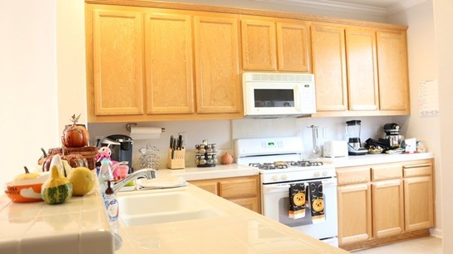 Lovely 3BR 2.5BA Home in great Gilroy Community – photo 3