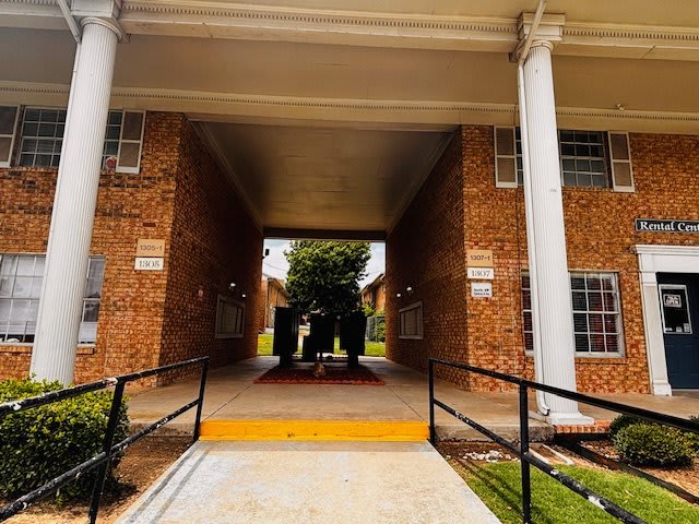 Heritage House II – photo 2