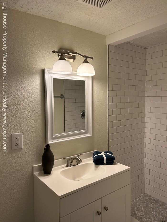 2540 Orchard Street – photo 2