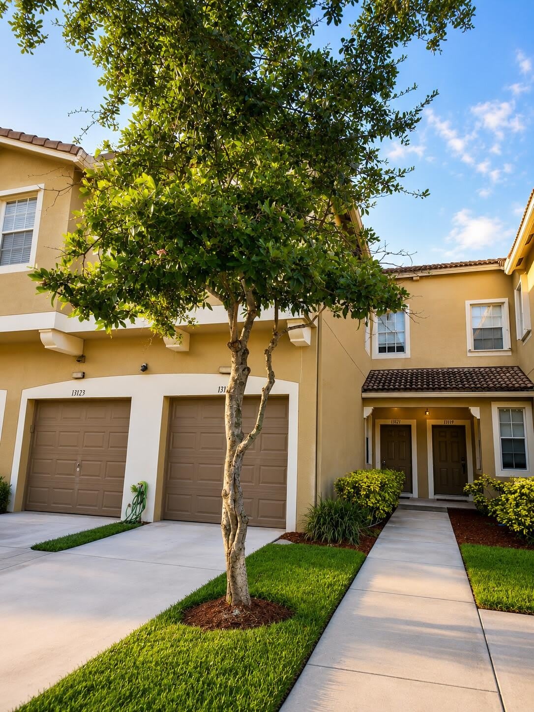 13121 SW 44TH Street – photo 2