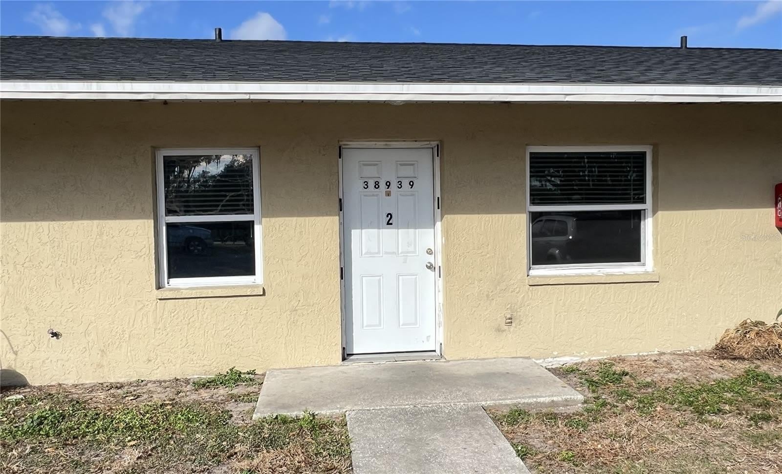 38939 NORTH Avenue – photo 1
