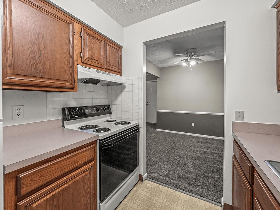 2146 Savoy Avenue – photo 5