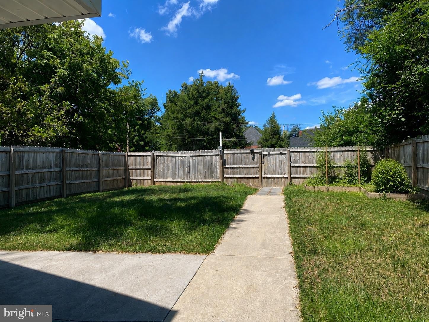 522 W KING Street – photo 5