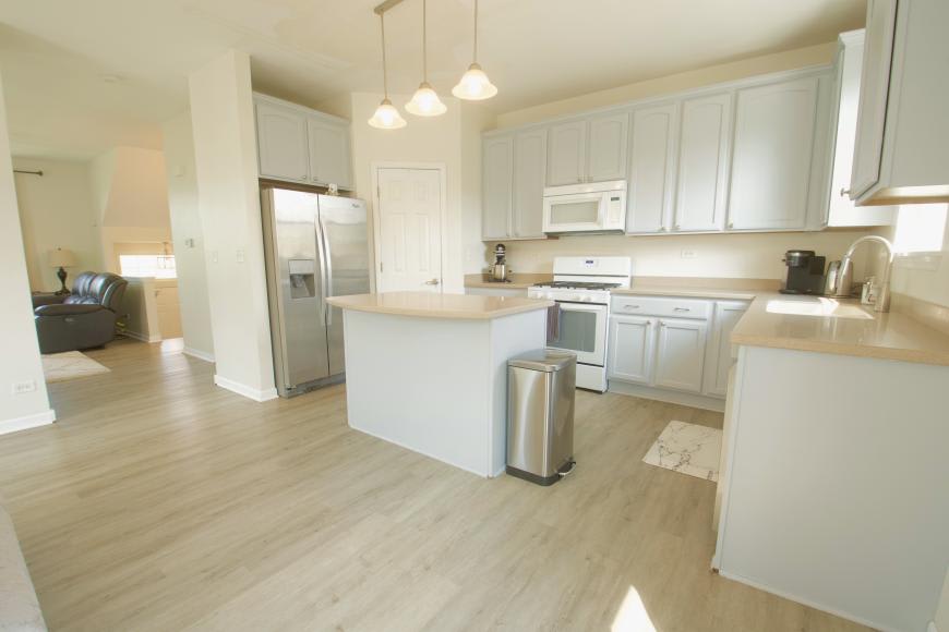 3128 valley falls St – photo 3